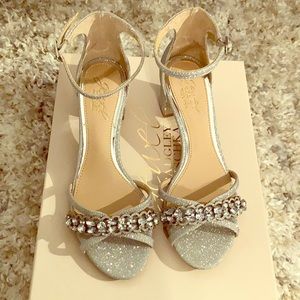 Badgley Mischka Giona block heels NWT